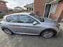 Peugeot e-208 EV Allure 50 kWh Camera | Parkeersensoren Achter | Climate | Cruise | 16" Lichtmetaal | Carplay | LED | Achteruitrijcamera | Airco (automatisch) | Apple Carplay/Android Auto|telefoonintegratie premium