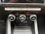 Renault Captur TCe 140 Initiale Paris | Elektrisch glazen schuif-/kanteldak |
