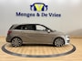 Mercedes-Benz B-klasse 180 Ambition Airco | LED | Cruise Control | Half leer | Trekhaak | Parkeersensoren | Isofix | NAP |