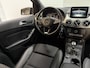 Mercedes-Benz B-klasse 180 Ambition Airco | LED | Cruise Control | Half leer | Trekhaak | Parkeersensoren | Isofix | NAP |
