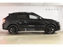 Lynk & Co 01 276PK Automaat More / Adaptive cruise control / Leren bekleding / Elektrisch verstelbare stoelen / Schuif- kanteldak / Stoel- en stuurverwarming / Parkeersensoren V+A / 360 Graden Camera / Elektrische achterklep / 20" lichtmetalen velgen