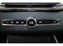 Volvo XC90 T8 Recharge AWD Plus Dark - IntelliSafe Assist & Surround - Panorama/schuifdak - Luchtvering - 360º Camera - Bowers & Wilkins audio - Adaptieve LED koplampen - Verwarmde voorstoelen, stuur & achterbank - Parkeersensoren voor & achter - Elektr. bedienb. voorstoelen met geheugen - Extra getint glas - Draadloze tel. lader - Inklapbare trekhaak - 21' LMV