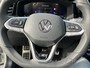 Volkswagen T-Roc 1.5 TSI DSG R-LINE EDITION , PANORAMADAK , BLACK STYLE , KEYLESS ENTRY , ADAPTIVE CRUISE , LANE ASSIST , IQ-LIGHT , LED , STOEL VERWARMING , APPEL CARPAY / ANDROID , PRIVACY GLASS , LAVASTONE INTERIEUR , 19 INCH LM . TWO TONE , CAMERA