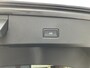 Volkswagen T-Roc 1.5 TSI DSG R-LINE EDITION , PANO , BLACK STYLE , KEYLESS ENTRY , SIDE ASSIST , LANE ASSIST , CAMERA , PDC , VIRTUAL COCKPIT , IQ-LIGHT , LED , ACHTERKLEP MET VOET SENSOR , PRIVACY GLASS , STUUR EN STOEL VERWARMING .
