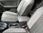 Volkswagen T-Roc 1.5 TSI DSG R-LINE EDITION , PANO , BLACK STYLE , KEYLESS ENTRY , SIDE ASSIST , LANE ASSIST , CAMERA , PDC , VIRTUAL COCKPIT , IQ-LIGHT , LED , ACHTERKLEP MET VOET SENSOR , PRIVACY GLASS , STUUR EN STOEL VERWARMING .