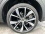 Volkswagen T-Roc 1.5 TSI DSG R-LINE EDITION , PANO , BLACK STYLE , KEYLESS ENTRY , SIDE ASSIST , LANE ASSIST , CAMERA , PDC , VIRTUAL COCKPIT , IQ-LIGHT , LED , ACHTERKLEP MET VOET SENSOR , PRIVACY GLASS , STUUR EN STOEL VERWARMING .