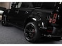 Land Rover Defender 110 2.0 P300e 110 X-Dynamic FACELIFT SE / MERIDIAN / Memory / Elek Stoelen / Acc / 360 Camera / Open Pano