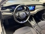 Skoda Octavia COMBI 1.4 TSI iV PHEV BUSINESS EDITION NAVIGATIE VIA APPLE CARPLAY/ANDROID CRUISE CONTROL STOEL EN STUURVERWARMING RIJSTROOKSENSOREN KEYLESS GO PDC ZEER MOOI !!