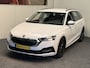 Skoda Octavia COMBI 1.4 TSI iV PHEV BUSINESS EDITION NAVIGATIE VIA APPLE CARPLAY/ANDROID CRUISE CONTROL STOEL EN STUURVERWARMING RIJSTROOKSENSOREN KEYLESS GO PDC ZEER MOOI !!