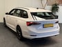 Skoda Octavia COMBI 1.4 TSI iV PHEV BUSINESS EDITION NAVIGATIE VIA APPLE CARPLAY/ANDROID CRUISE CONTROL STOEL EN STUURVERWARMING RIJSTROOKSENSOREN KEYLESS GO PDC ZEER MOOI !!