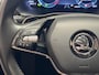 Skoda Octavia COMBI 1.4 TSI iV PHEV BUSINESS EDITION NAVIGATIE VIA APPLE CARPLAY/ANDROID CRUISE CONTROL STOEL EN STUURVERWARMING RIJSTROOKSENSOREN KEYLESS GO PDC ZEER MOOI !!