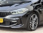 BMW 1-Serie 118i Executive Edition | NAP | Dealer onderhouden | Stoelverwarming | Navigatie | LED | DAB | Climate Control | Cruise Control |