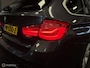 BMW 3-Serie Touring 320i High Executive SPORTLINE / LEDER / AUTOMAAT / TR.HAAK / NAVI / STOELVERW. /