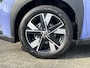 Toyota Aygo X Hybrid 115 pulse | Lavender met zwart dak | Nieuw uit voorraad leverbaar |
