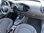 Toyota Aygo X Hybrid 115 pulse | Lavender met zwart dak | Nieuw uit voorraad leverbaar |