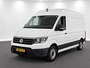 Volkswagen Crafter 35 2.0 TDI L3H3 Trendline RDW 140pk Camera PDC Achter Cruise Control Airco CarPlay Trekhaak 3000kg Bluetooth Composition Media Verwarmbare Voorruit Elek. Spiegels Elek. Ramen Centrale Vergrendeling Comfortstoel
