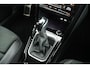 Volkswagen T-Roc 1.5 TSI 150pk DSG R-Line Trekhaak IQ.Light Camera Navigatie Adaptive cruise