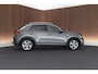 Volkswagen T-Roc 1.5 TSI 150pk DSG R-Line Trekhaak IQ.Light Camera Navigatie Adaptive cruise