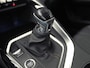 Peugeot 3008 1.2 PureTech GT-Line (APPLE CARPLAY, GROOT NAVI, 360 CAMERA, KEYLESS, SPORTSTOELEN, GETINT GLAS, LEDER, ZWART HEMEL, NIEUWSTAAT)