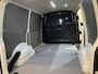 Volkswagen Transporter 2.0 TDI L1H1 / Euro 6 / Airco / CarPlay / Cruise Control / Trekhaak / PDC / 3-Zits