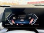 BMW X1 sDrive20i M Sport Panoramadak Stuurwielverwarming Massage 19 Inch Keyless Entry ACC Harman-Kardon Sound 360 Gr Camera Keyless Entry Head-Up Display