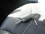 Peugeot 2008 1.2 PureTech Féline Ecc, Panorama dak, Carplay/android, trekhaak, metallic lak