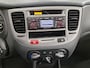 Kia Rio 1.4 X-tra NAVIGATIE AIRCO TREKHAAK 2 X SLEUTELS