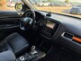 Mitsubishi Outlander 2.0 PHEV Instyle | Leder + Schuif kantel dak + Cruise + Clima nu € 4.975,-!!!