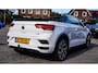 Volkswagen T-Roc Cabrio 1.5 TSI R-Line | Luxe Leder | Ruitjes leer | Trekhaak | Stoelverwarming | Facelift | Vlak R-line Stuur |