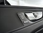 Volvo XC60 T6 Plug-in hybrid AWD Plus Bright | Panoramadak | Parkeercamera | Stoel- en Stuurverwarming