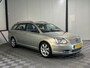 Toyota Avensis Wagon 2.0 VVTi | Linea Luna | Airco-Ecc | Cruise | Trekhaak