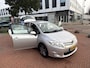 Toyota Auris 1.6 Dynamic automaat leer navi trekhaak camara