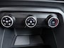 Citroën C3 Turbo 100 COLLECTION | Apple Carplay / Android Auto | Cruise Control | Lane Assist | Verkeersborden Herkenning | | 17" lichtmetalen velgen 'Atacamite Black' met 205/50 R17 banden | Advanced Comfort Seats met 15mm extra schuimvulling en een gecapitonneerd oppervlak | Airconditioning