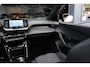 Peugeot 2008 1.2 PureTech GT *PANORAMADAK/STOELVERWARMING* Afn. Trekhaak/Apple Carplay/Navi/Camera VOL