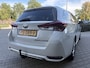Toyota Auris Touring Sports 1.8 Hybrid Executive | Trekhaak | Panoramadak