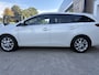 Toyota Auris Touring Sports 1.8 Hybrid Executive | Trekhaak | Panoramadak