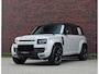 Land Rover Defender P635 OCTA | Pano - Trekhaak - Meridian