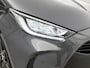 Toyota Yaris 1.5 Hybrid Executive + | JBL | Head-Up Display | Dodehoek detectie | Parkeersensoren voor+achter | Stoelverwarming | Draadloze telefoonlader | Navigatie | Apple CarPlay/Android Auto | Climate Control |