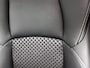 Toyota Yaris 1.5 Hybrid Executive + | JBL | Head-Up Display | Dodehoek detectie | Parkeersensoren voor+achter | Stoelverwarming | Draadloze telefoonlader | Navigatie | Apple CarPlay/Android Auto | Climate Control |