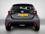 Toyota Yaris 1.5 Hybrid Executive + | JBL | Head-Up Display | Dodehoek detectie | Parkeersensoren voor+achter | Stoelverwarming | Draadloze telefoonlader | Navigatie | Apple CarPlay/Android Auto | Climate Control |