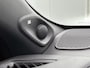 Toyota Yaris 1.5 Hybrid Executive + | JBL | Head-Up Display | Dodehoek detectie | Parkeersensoren voor+achter | Stoelverwarming | Draadloze telefoonlader | Navigatie | Apple CarPlay/Android Auto | Climate Control |
