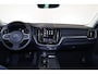 Volvo XC60 T6 Recharge AWD Inscription Expression - Panorama/schuifdak - IntelliSafe Assist - Harman/Kardon audio - Adaptieve LED koplampen - Parkeercamera achter - Verwarmde voorstoelen & stuur - Parkeersensoren voor & achter - Draadloze tel. lader - Extra getint glas - Inklapbare trekhaak - 18' LMV