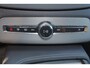 Volvo XC90 T8 Recharge AWD Core Bright - IntelliSafe Assist & Surround - Harman/Kardon audio - Adaptieve LED koplampen - Parkeercamera achter - Verwarmde voorstoelen, stuur & achterbank - Parkeersensoren voor & achter - Draadloze tel. lader - Extra getint glas - Inklapbare trekhaak - 20' LMV