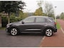 Kia Niro EV e-Niro DynamicLine 64 kWh | SOH 100% | Fase 3 | Camera | Trekhaak | Apple Carplay | Dealeronderhouden |