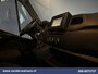 Renault Master 2.3 dCi 136pk L2H2 Euro6 Airco | Navigatie | Camera | Trekhaak | Cruisecontrol Parkeersensoren, Bijrijdersbank