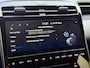 Hyundai Tucson 1.6 T-GDI 265 PHEV Premium Sky 4WD | Panoramadak | Trekhaak afneembaar | Lederen bekleding | Memory | 360 camera | Stoelverwarming&ventilatie | Stuurverwarming | Adaptieve cruise | Navigatie | LED | DAB | Apple CarPlay | Elektrische achterklep | Dealeronderhouden | Fabrieksgarantie