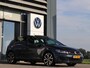 Volkswagen Golf 2.0 TSI 230 pk DSG GTI | Panorama Dak | Stoelverwarming | | LED Matrix | ACC | PDC | Navigatie | Bluetooth | Keyless |