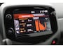 Toyota Aygo 1.0 VVT-i x-play | Groot scherm multimedia | Airco | Parkeercamera |