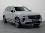 Volvo XC90 2.0 T8 Plug-in hybrid AWD Ultra Black Edition 7-Pers. |  PANO | 360° | B&W | HUD | ADAPTIVE | LUCHTVERING | STOEL- EN STUURVERW. | STOELMASSAGE | STOELVENT. | TREKHAAK