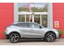 Alfa Romeo Junior 1.2 145PK AUTOMAAT Hybrid IBRIDA TI | TECHNO PACK: (LED MATRIX KOPLAMPEN, DRAADLOZE TELEFOONLADER, DODEHOEK DETECTIE, PARKEERSENSOREN VOOR ACHTER EN ZIJKANT, NAVIGATIE, ELEKTRISCH BEDIENBARE ACHTERKLEP, KEYLESS ENTRY, ADAPTIVE CRUISE CONTROL, ACHTERUITRIJ CAMERA) | PACK TI: (ELEKTRISCH BEDIENBARE BESTUUDERSSTOEL, VERKEERSBORDEN WEERGAVE, GETINTE ACHTERRUITEN, SFEER VERLICHTING, GLANZEND ZWARTE BODYKIT, 10,25" TOUCHSCREEN, LEDEREN STUURWIEL, VERSTELBARE KOFFERVLOER OP 3 NIVEAUS) | 18" LICHTMETALEN VELGEN "FORI" | DRAADLOZE APPLE CARPLAY/ANDROID AUTO | MASSAGE FUNCTIE OP DE BESTUURDERSSTOEL | STOEL VERWARMING | VOORRUIT VERWARMING |